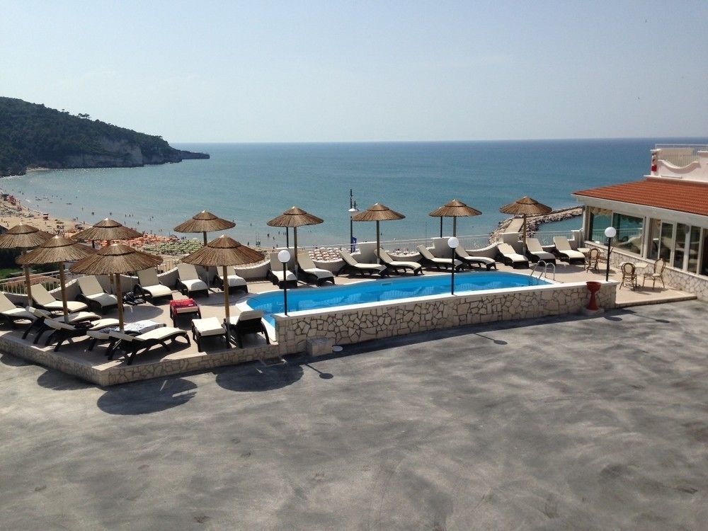 Hotel Incanto Peschici Exterior photo